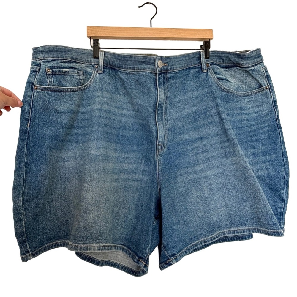 New Torrid Blue High Rise Dad Classic Denim Short - Size 30